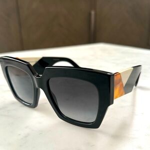 Authentic Fendi Facets Square Sunglasses FF 0263/S Black